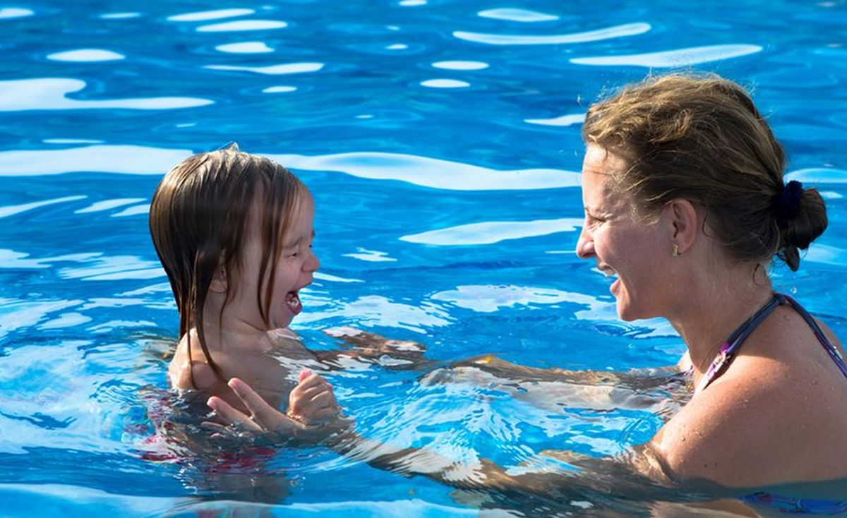 5 Tips to Help Your Child Overcome Fear of Water - What Parents Need to ...
