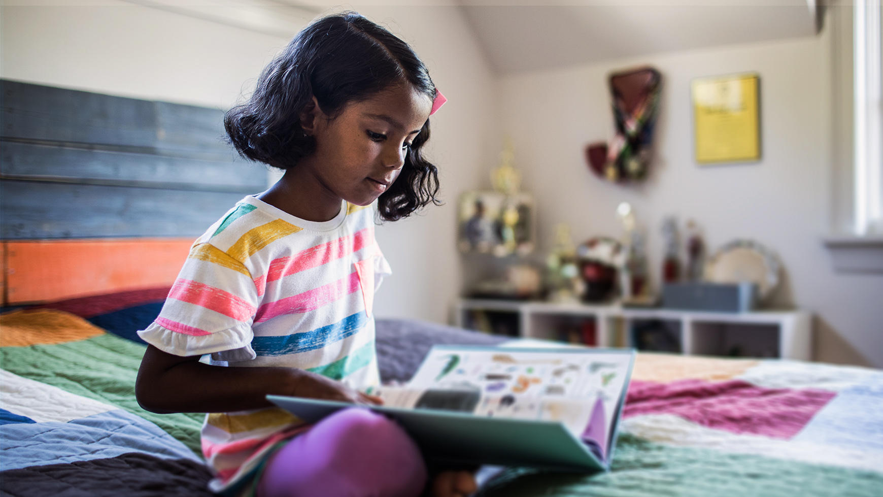 5 Tips for Motivating Kids to Read at School and Home - Mommy B Knows Best